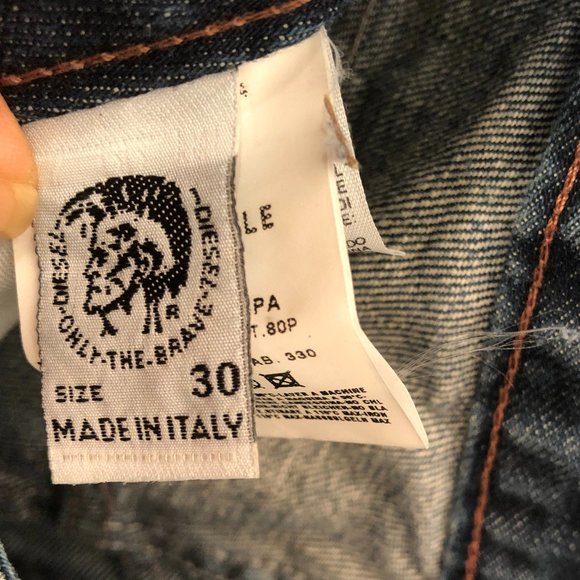 Diesel men lightly distressed jeans, fly buttons, 30 - Picture 10 of 11